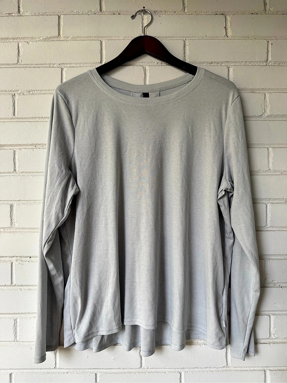 Mondetta The Soft Ribbed Long Sleeve Long Sleeve Top in Gray XXL Like New